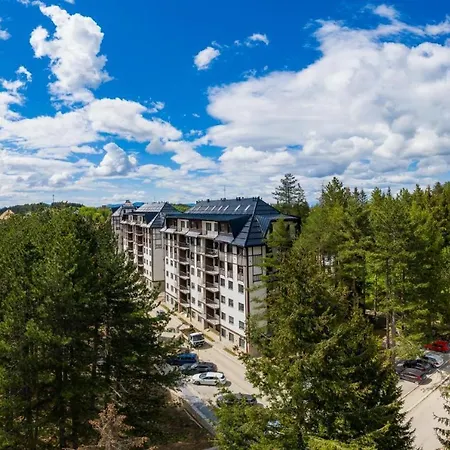 Skyview Titova -