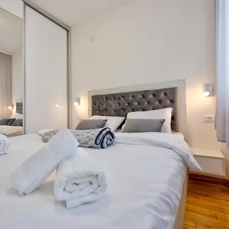 Apartament Skyview Titova -