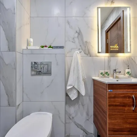 Skyview Titova - Apartament *